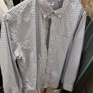 Uniqlo mens checkered button down